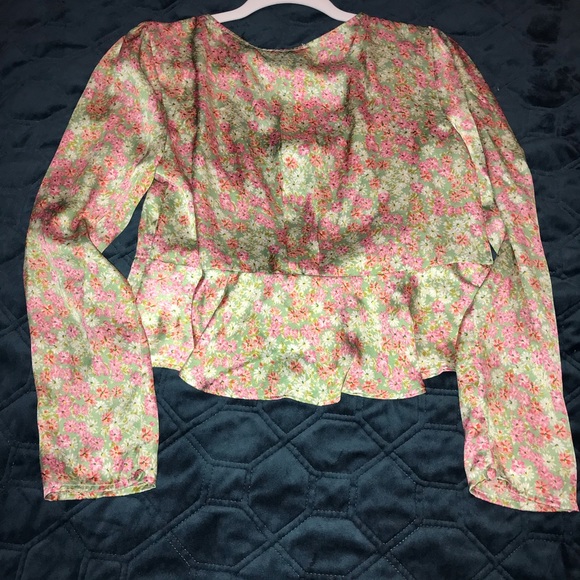 Dress Forum Floral Blouse - Picture 4 of 8